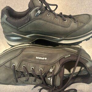 LOWA Renegade II GTX Lo Men’s 11 GORE-TEX Hiking Trail Shoes Vibram Soles Black